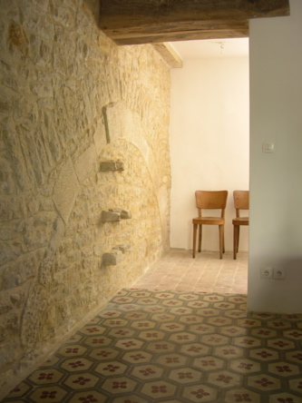 salon dining room