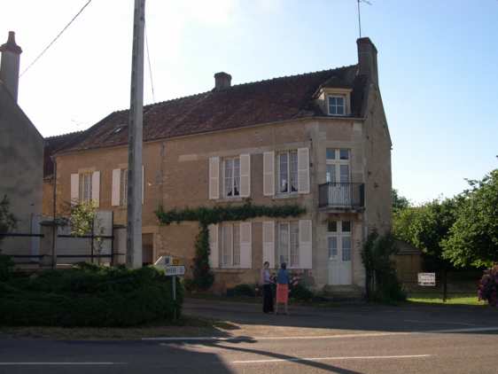 Viliers sur Beuvron former blacksmith and caf for sale