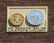 Gulden gevelsteen